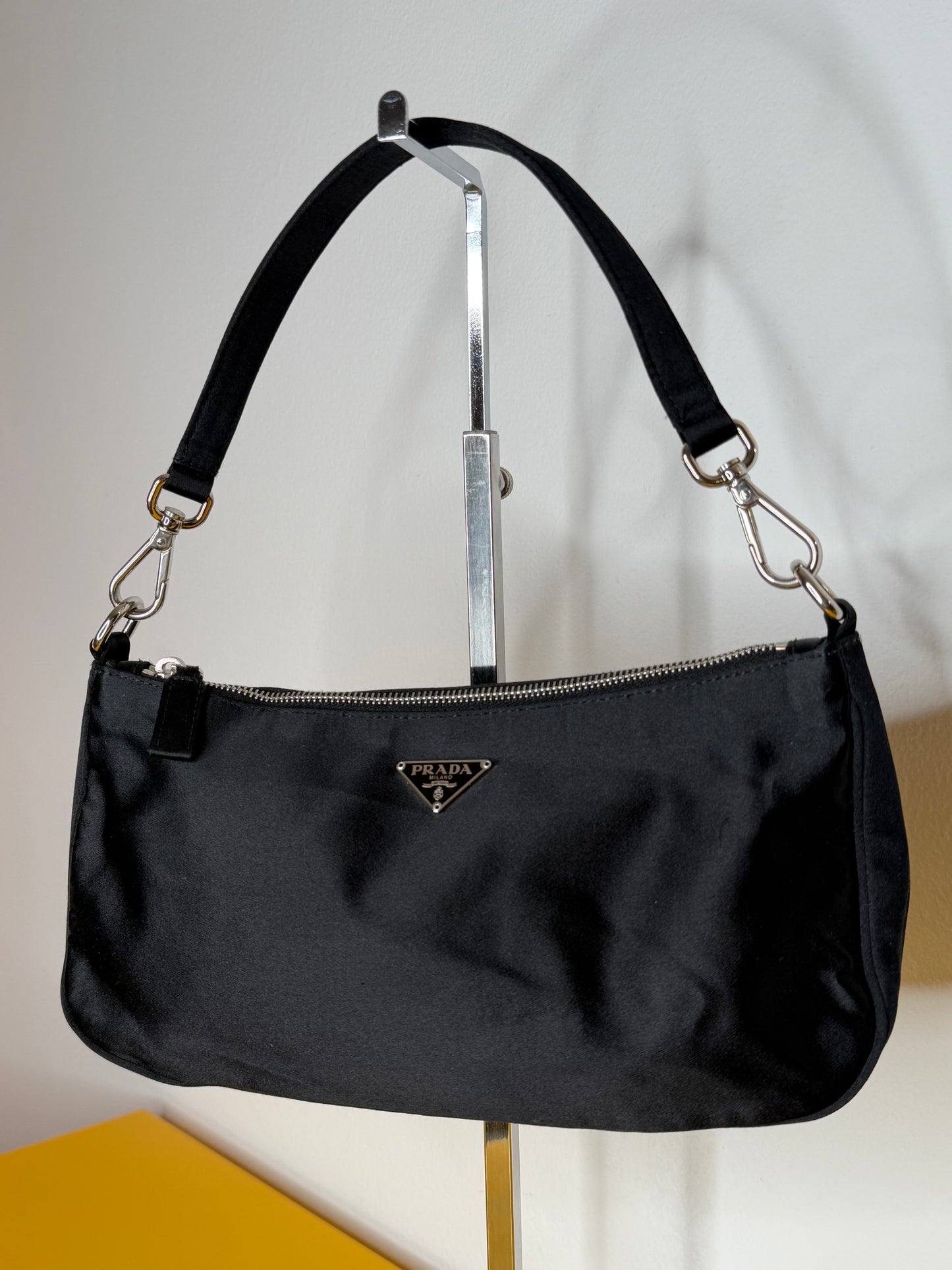Prada Pochette raso