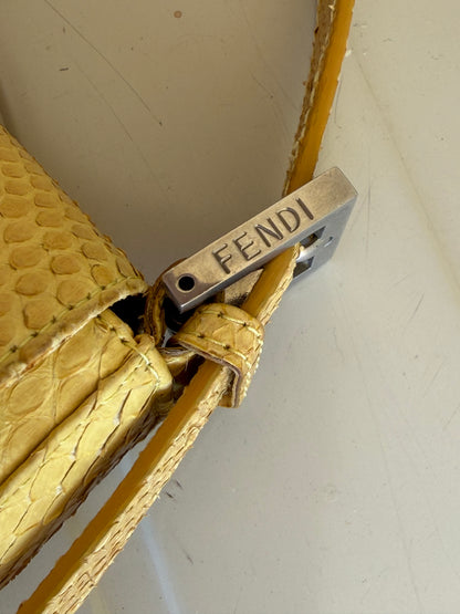 Fendi baguette pelle di pitone gialla