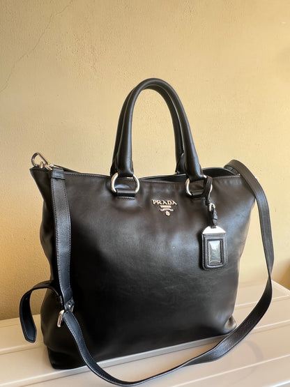 Prada tote nera con tracolla