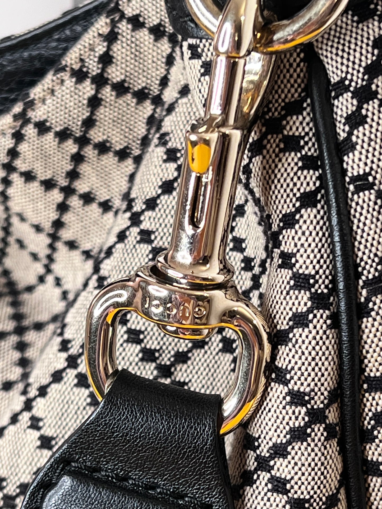 Gucci New Jackie Diamond