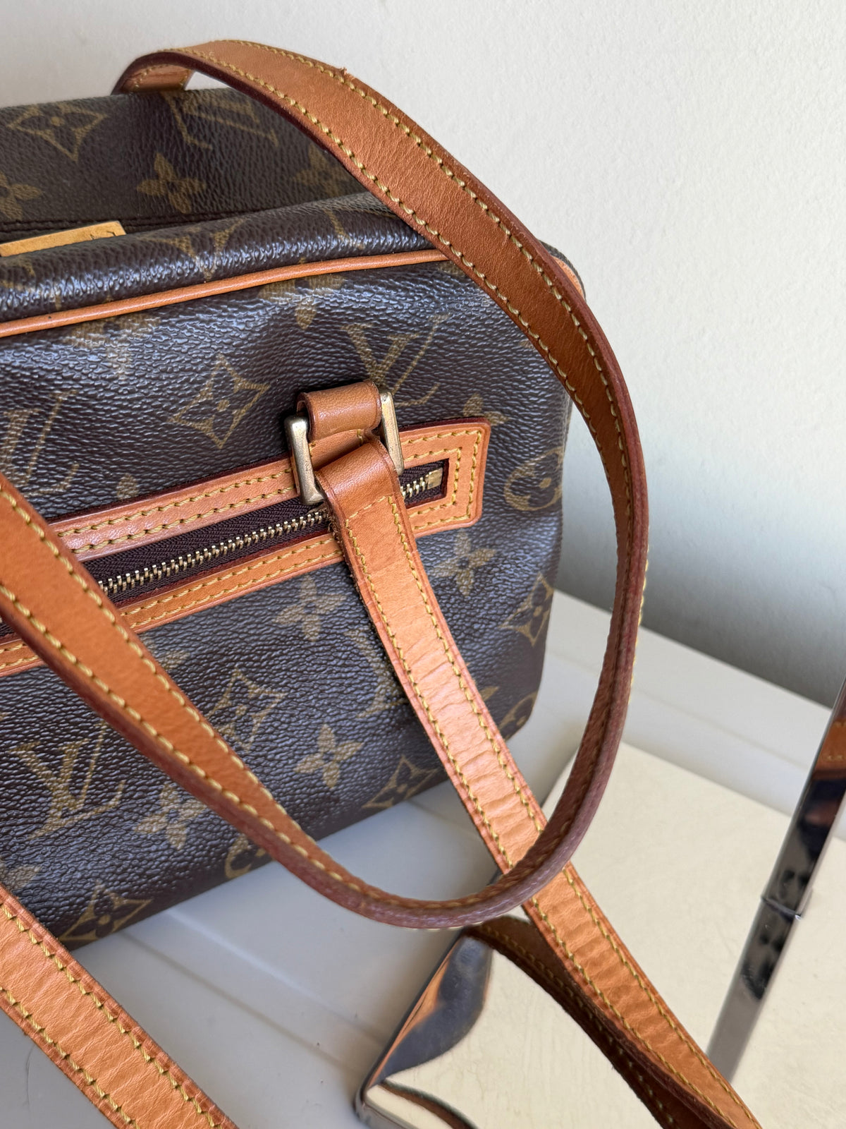 Louis Vuitton Cité MM