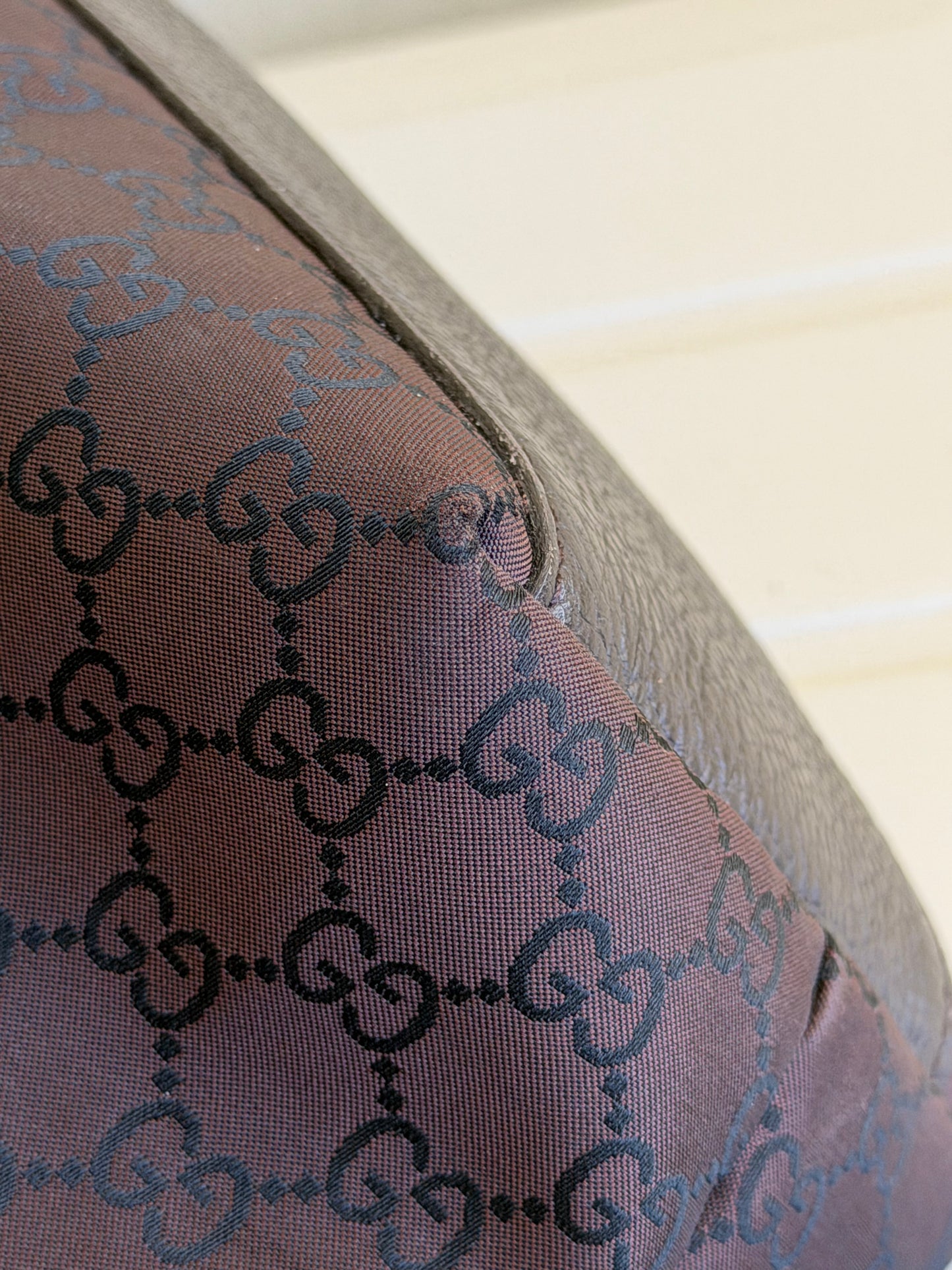 Gucci tote brown