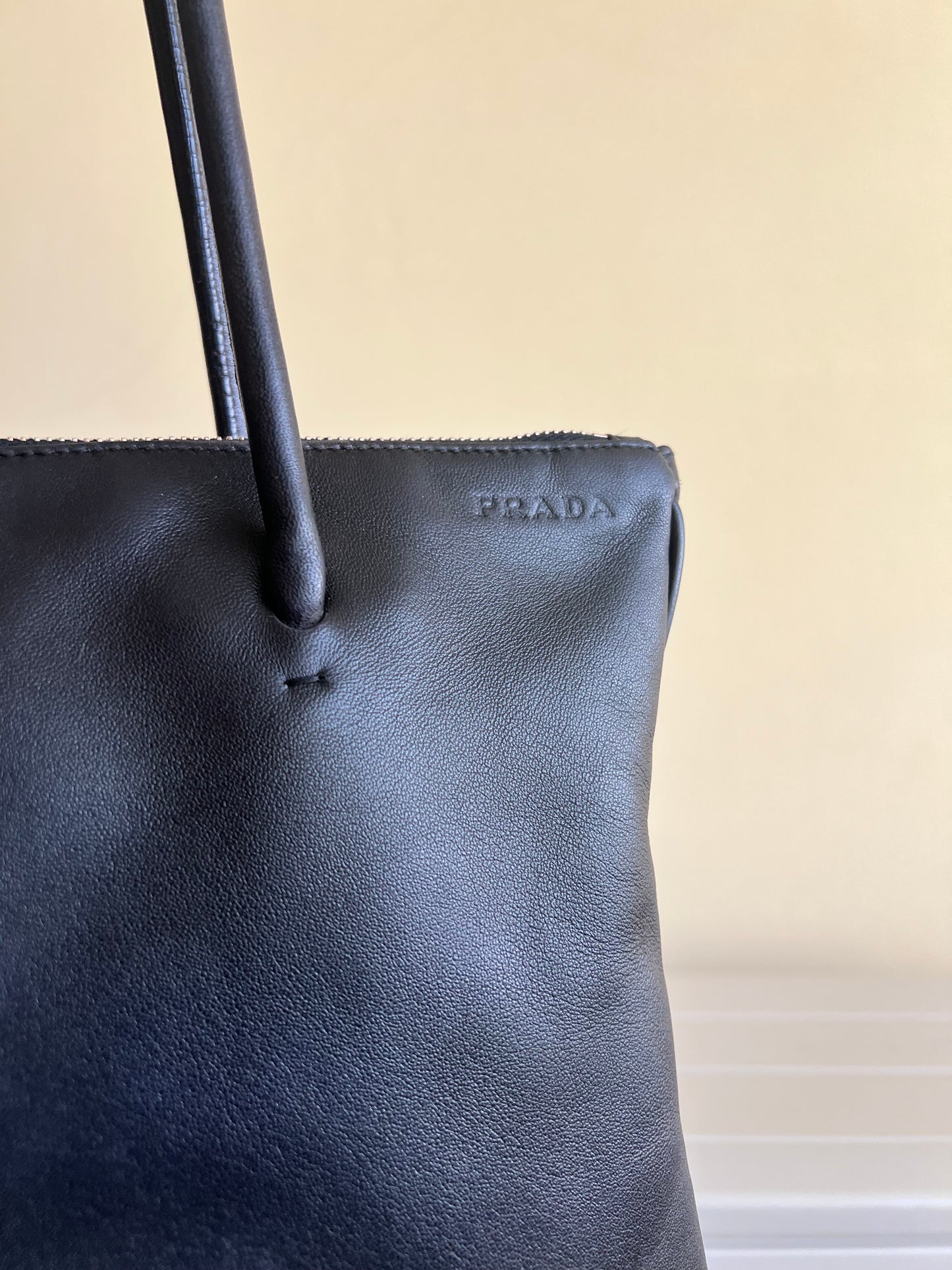 Prada Borsa a spalla in pelle