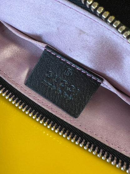 Pochette Gucci con Charms