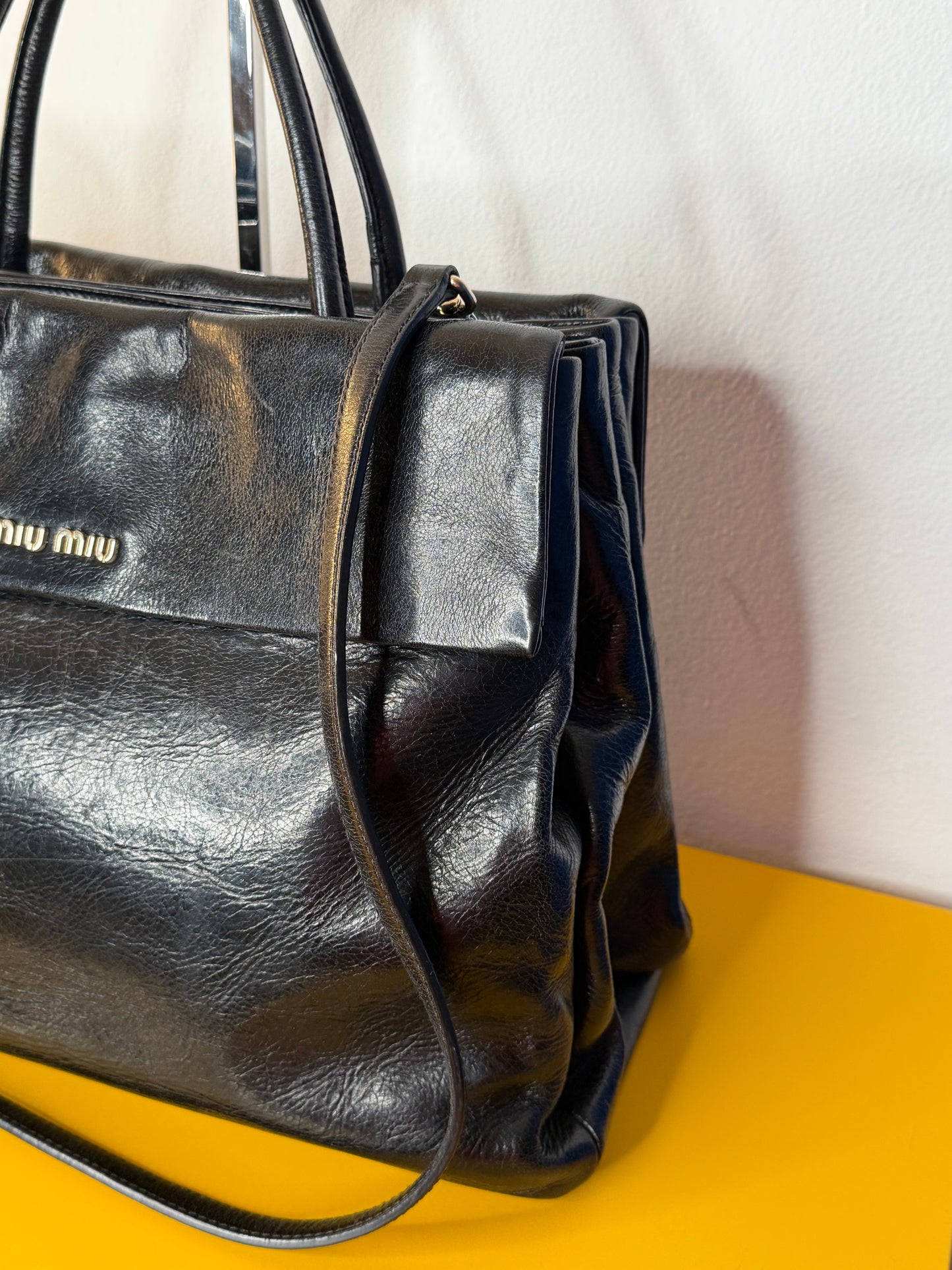 Miu Miu tote vitello lux