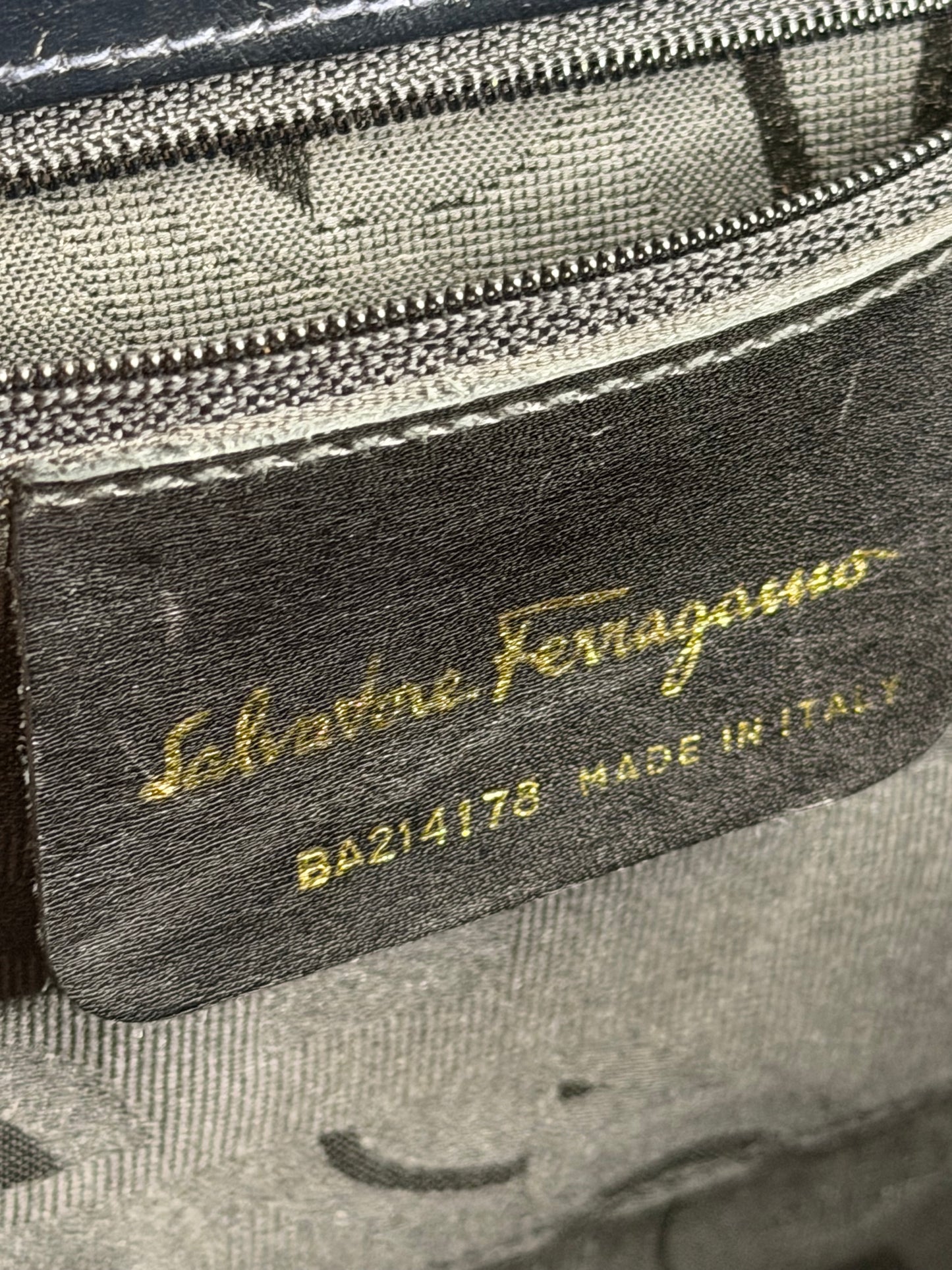 Salvatore Ferragamo Vara blu