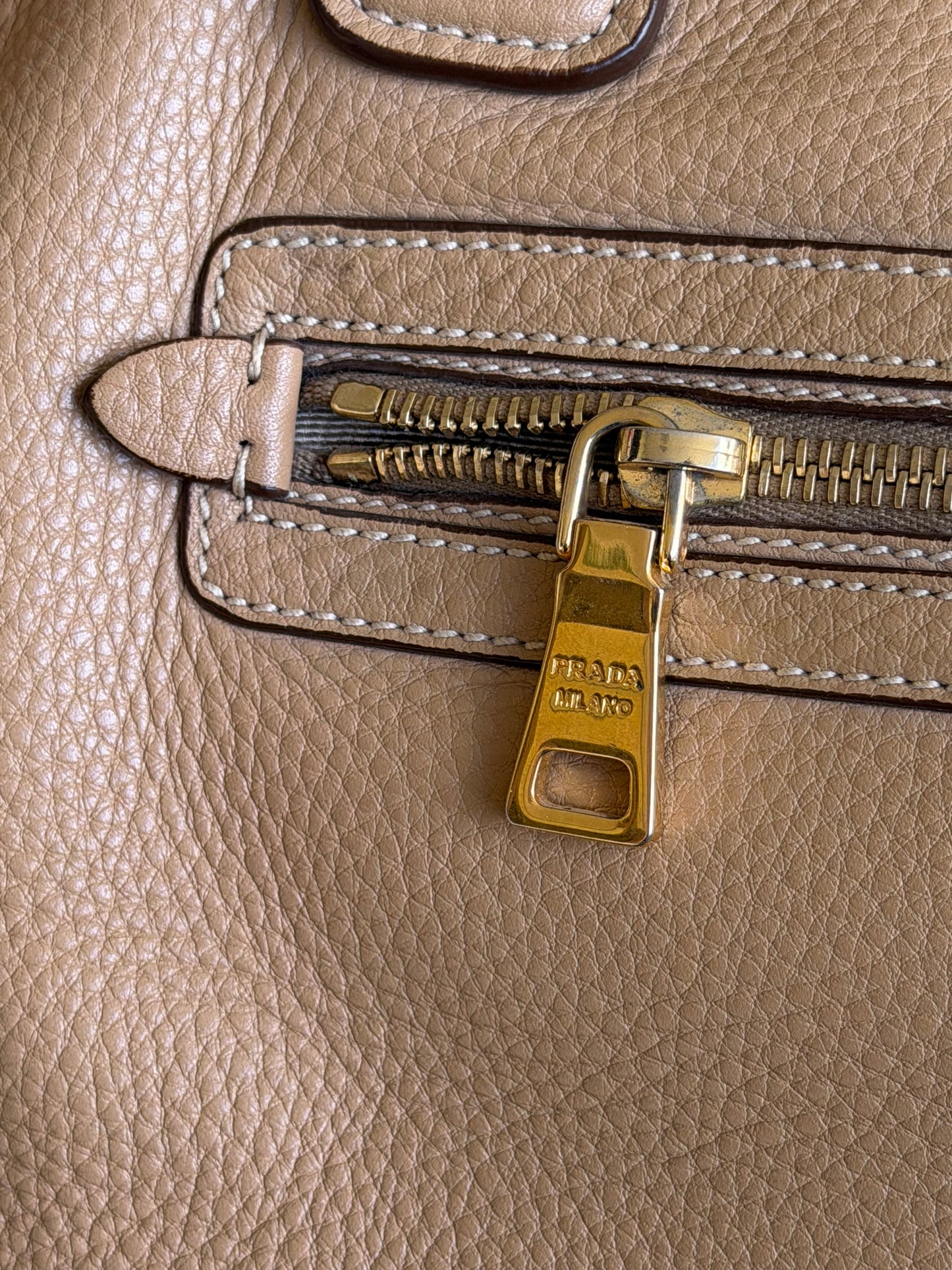Prada Vit.Daino Beige
