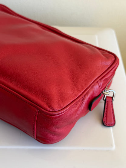 Prada con Catena Grommet