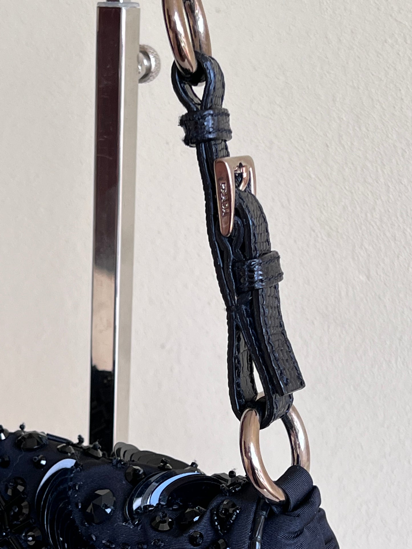 Prada Faille ricamo nera
