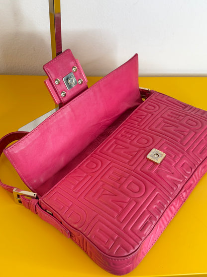 Fendi Baguette Fuxia