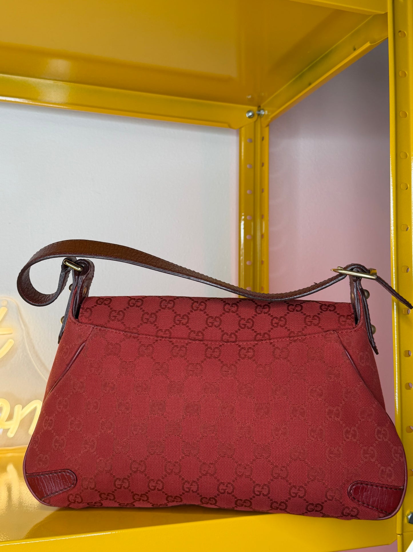 Gucci Horsebit red