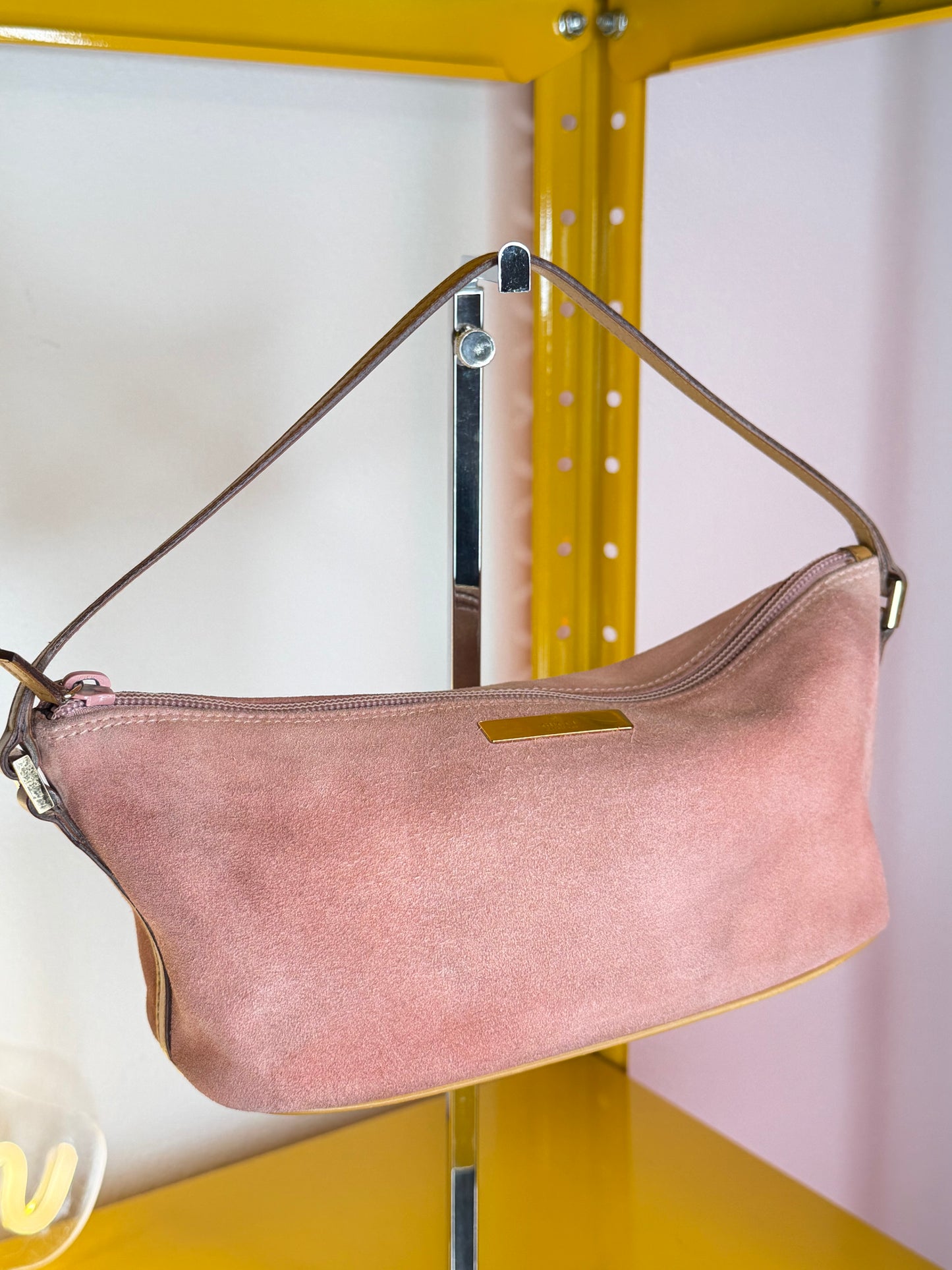 Gucci boat bag suede pink