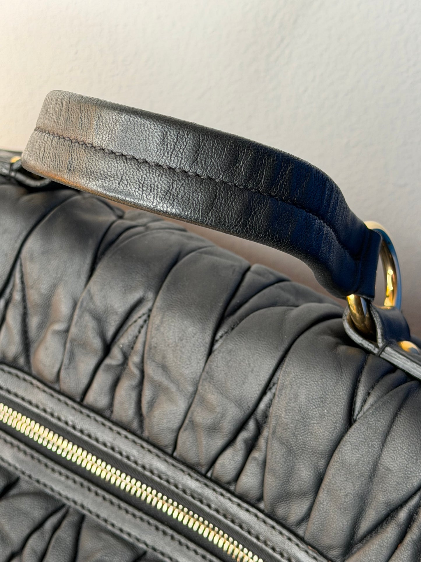 Miu Miu Pattina nera