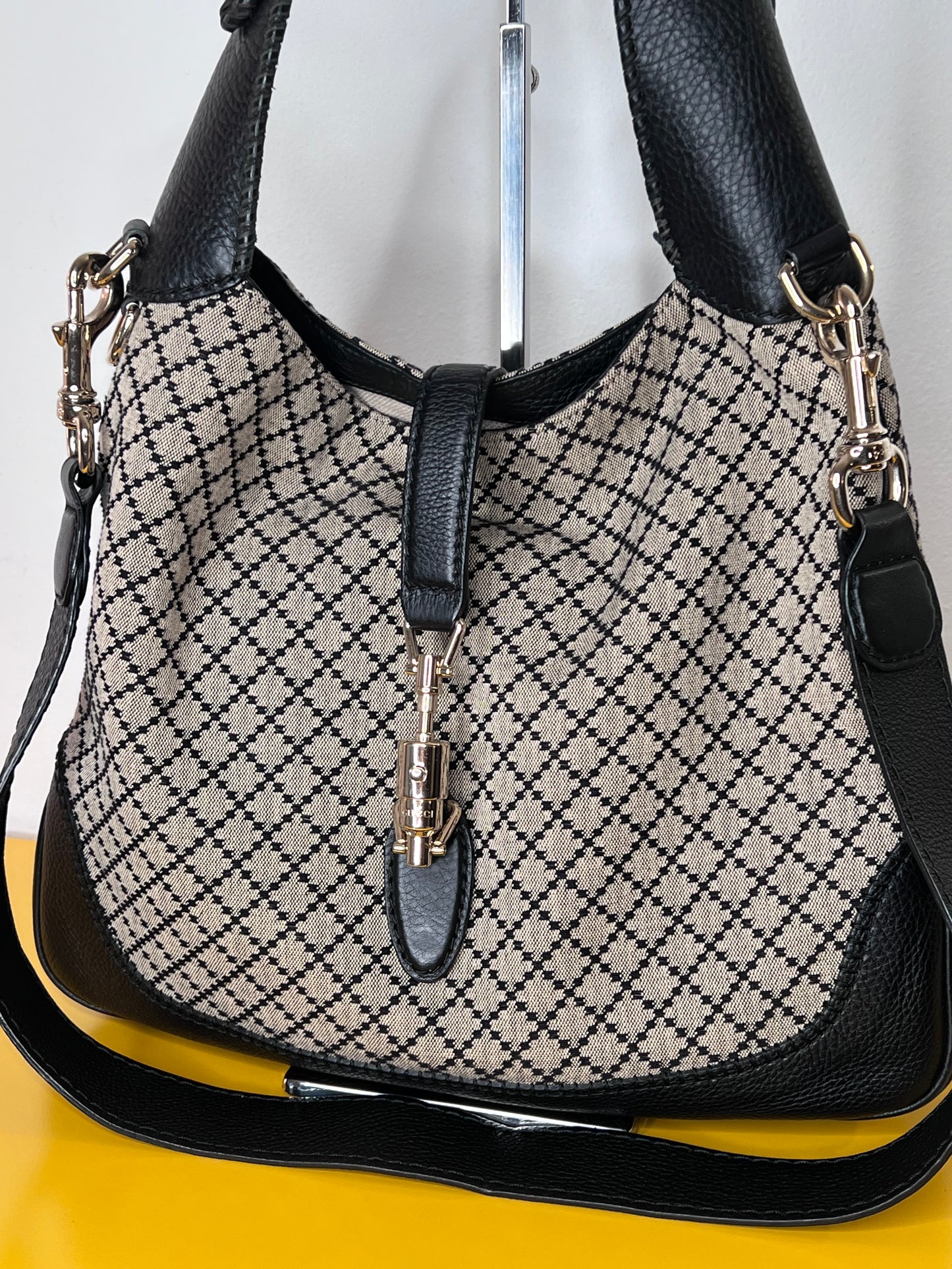 Gucci New Jackie Diamond