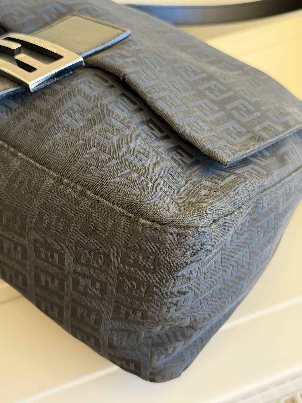 Fendi Mamma Baguette zucchino nera