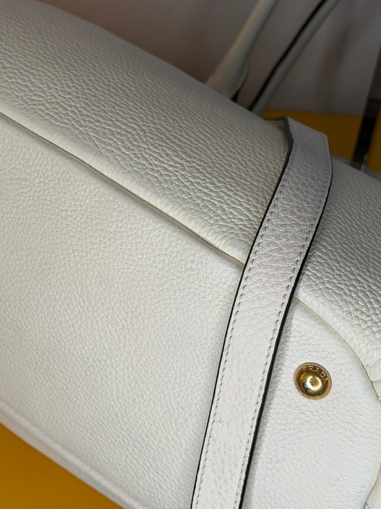 Prada Tote avorio
