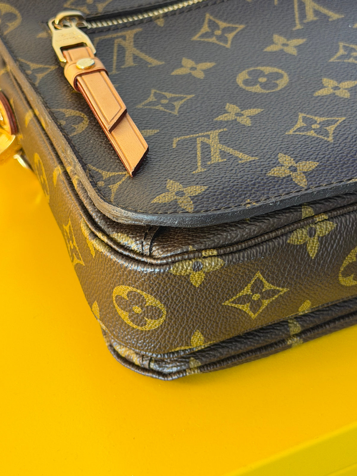 Louis Vuitton Metis