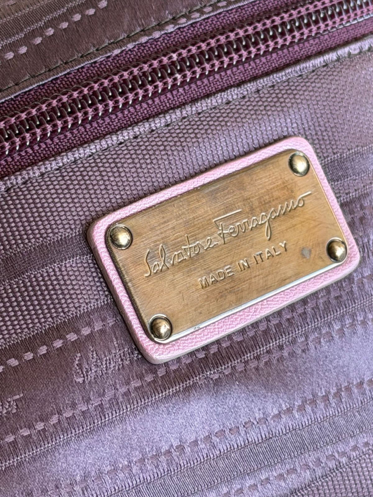 Salvatore Ferragamo glicine
