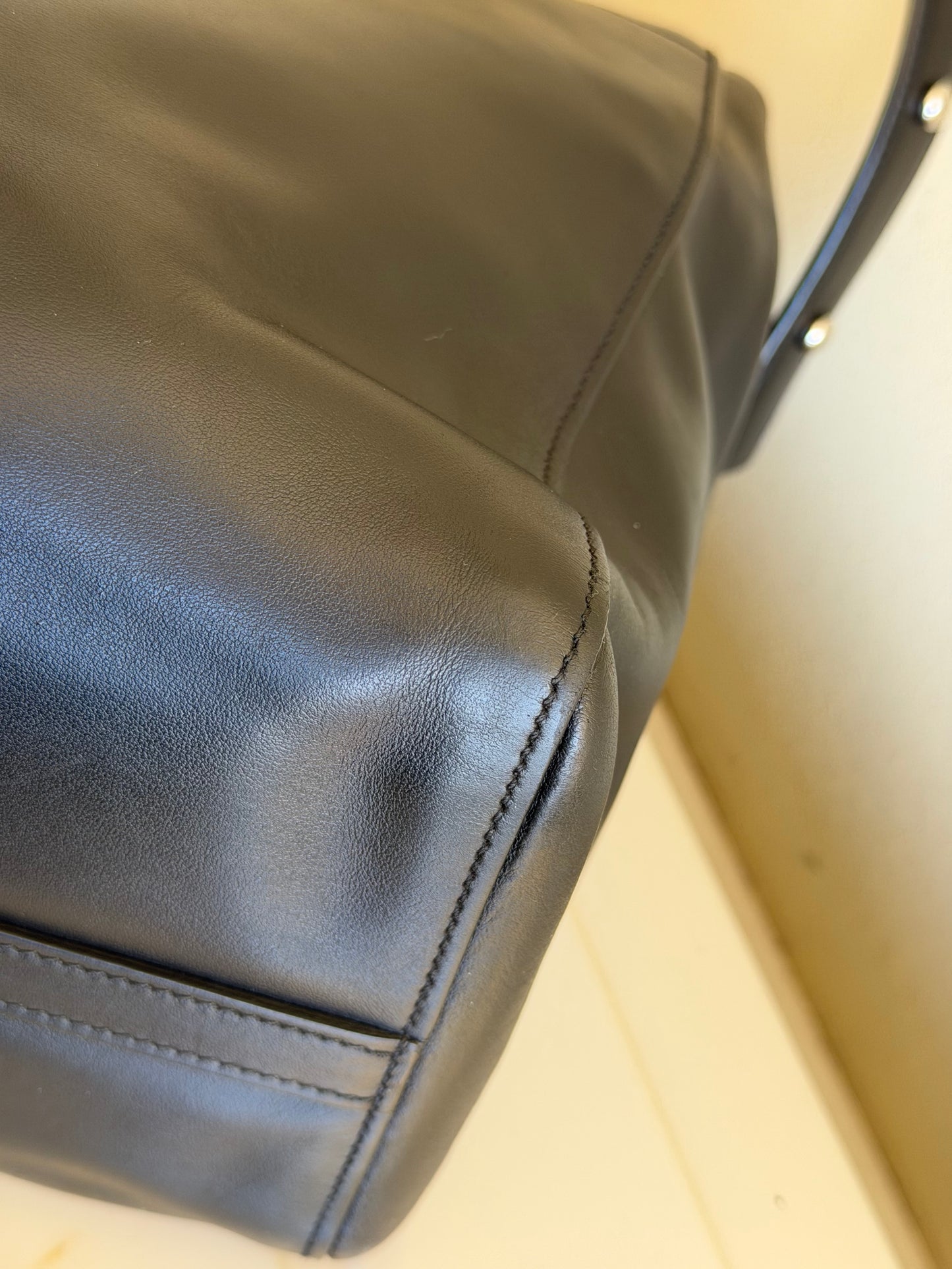 Prada soft calf nera