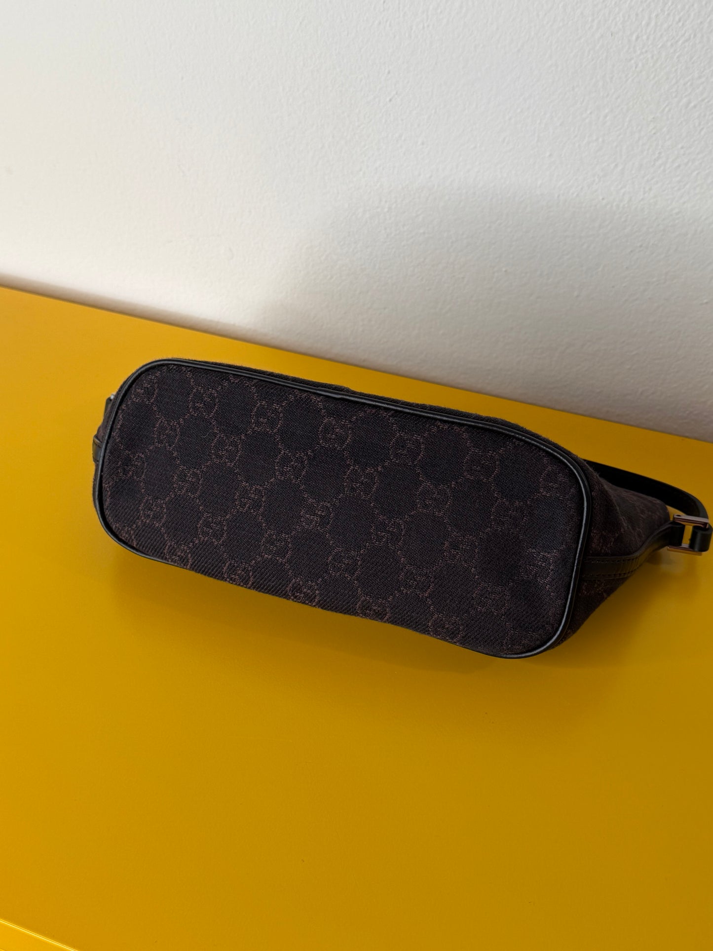 Gucci boat bag brown