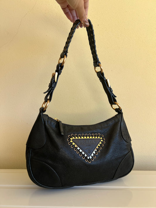 Prada con Tracolla a Catena Intrecciata
