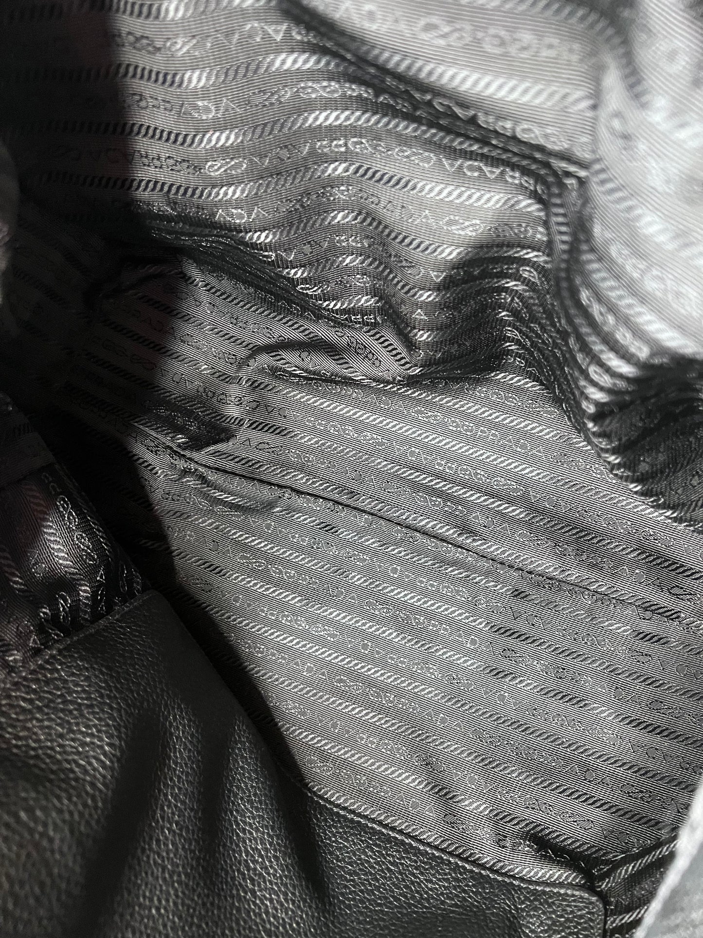 Prada tote nera
