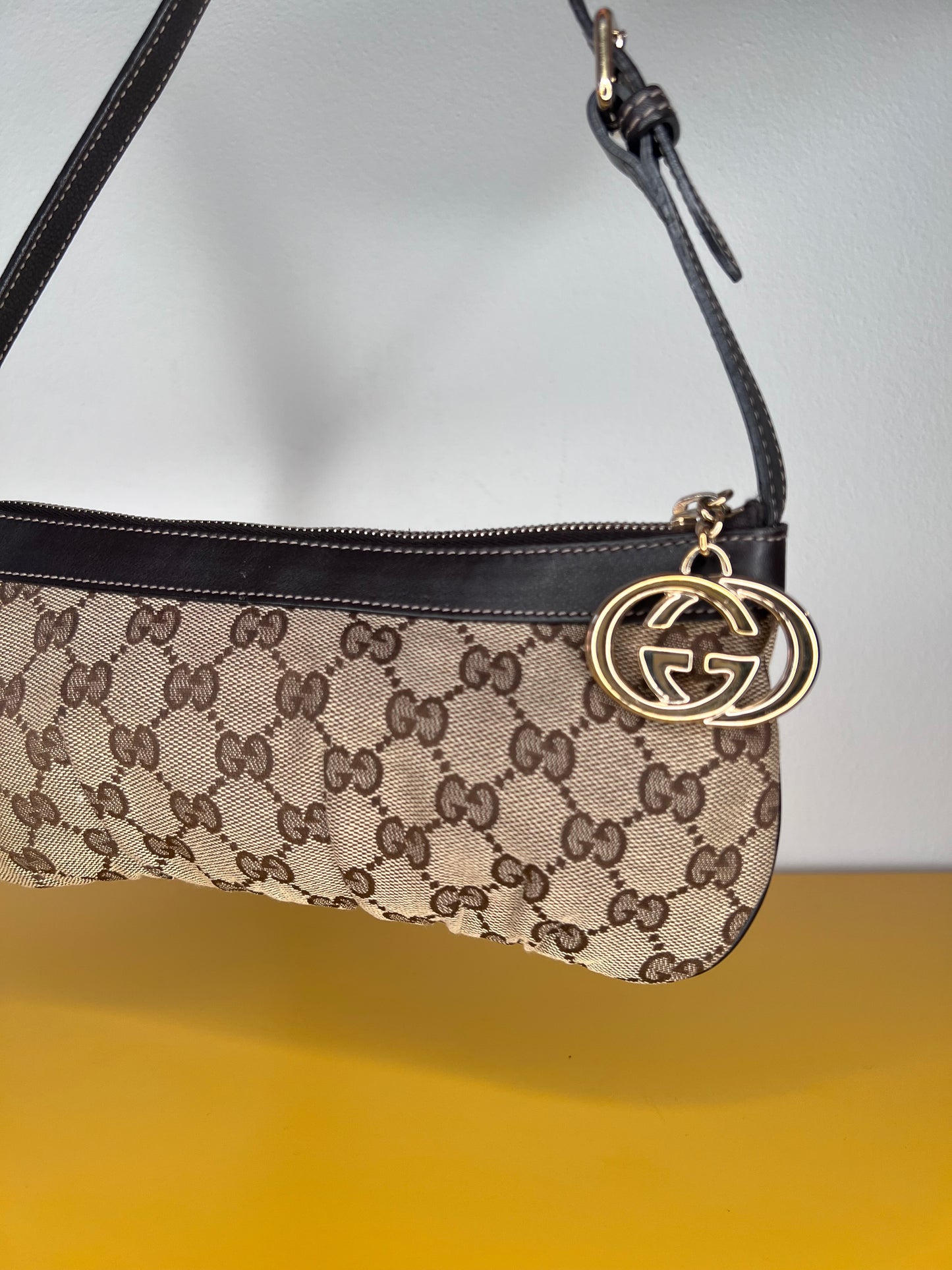 Gucci Pochette GG Charm
