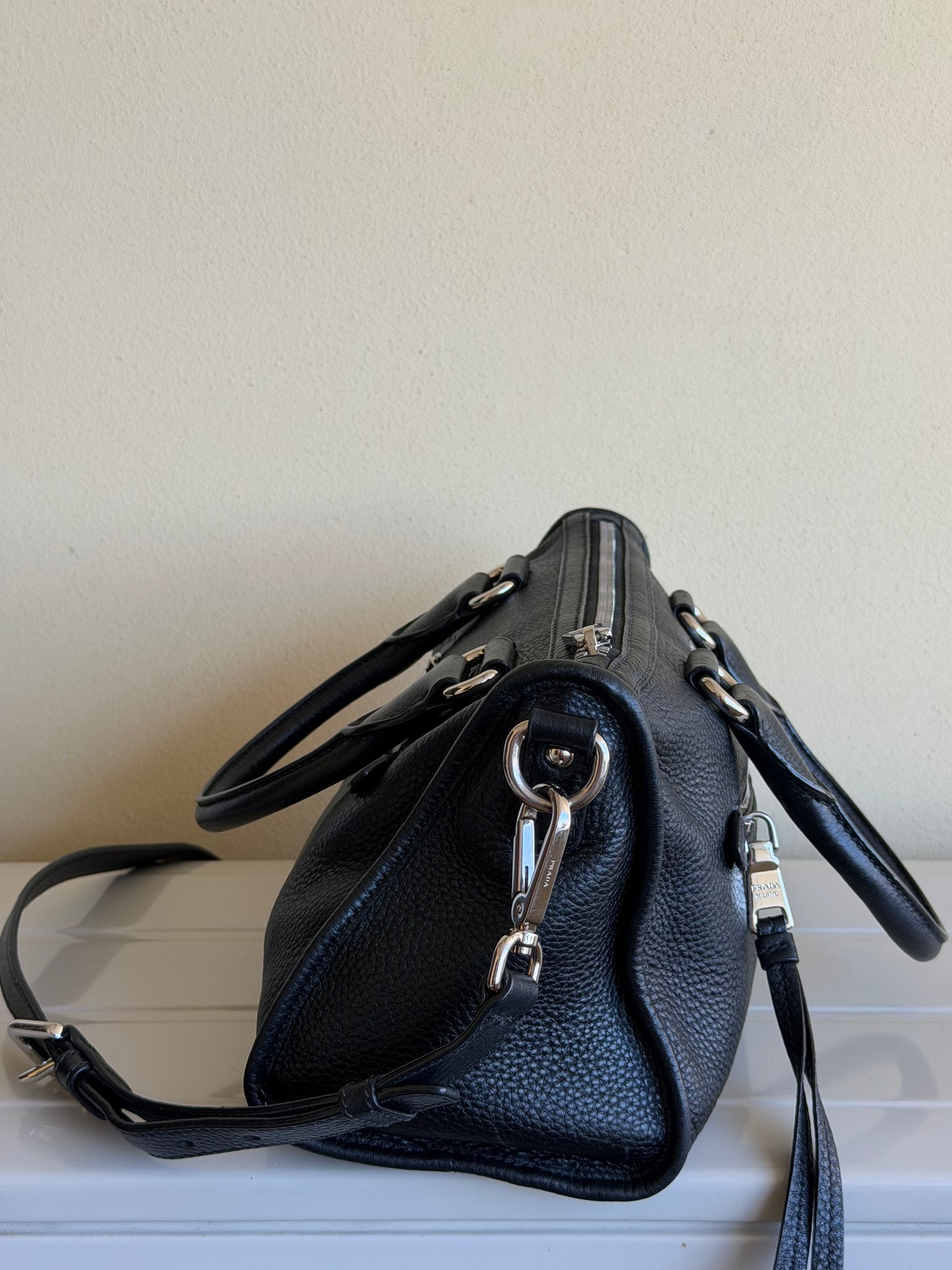 Prada bauletto nero
