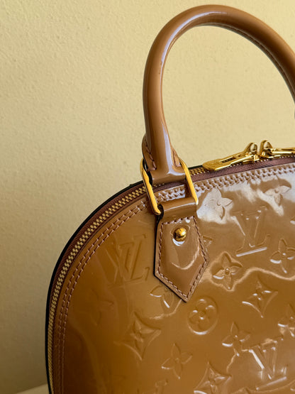 Louis Vuitton Alma BB Vernis