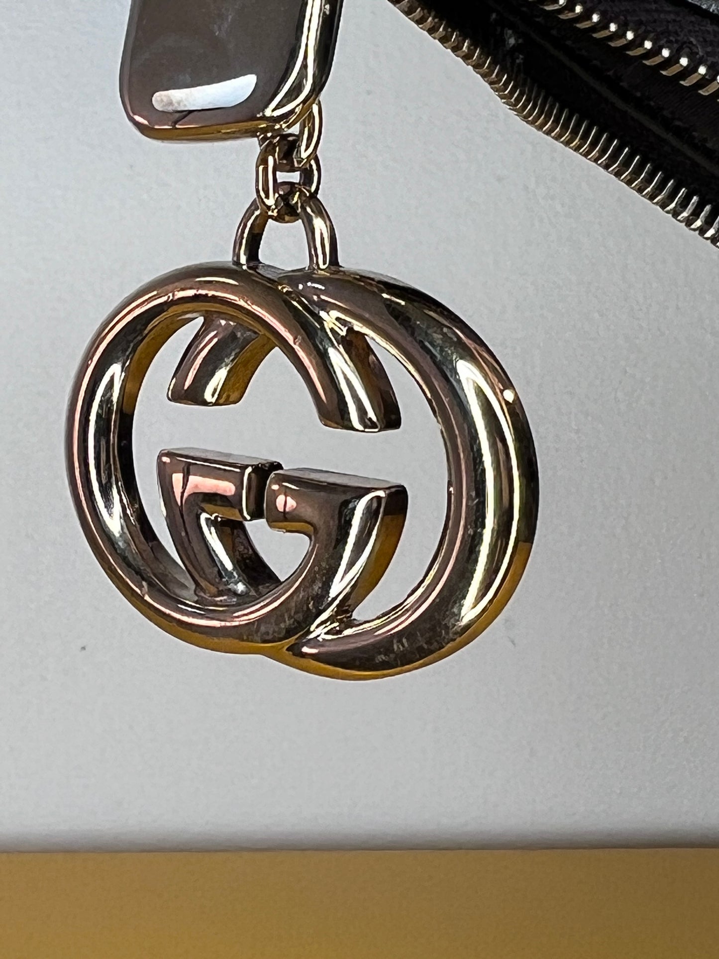 Gucci Pochette GG Charm