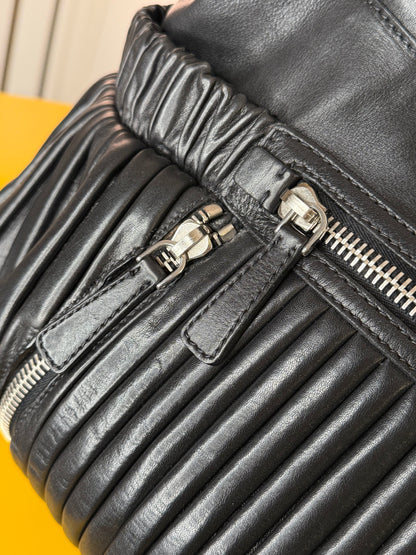 Miu Miu tote nera