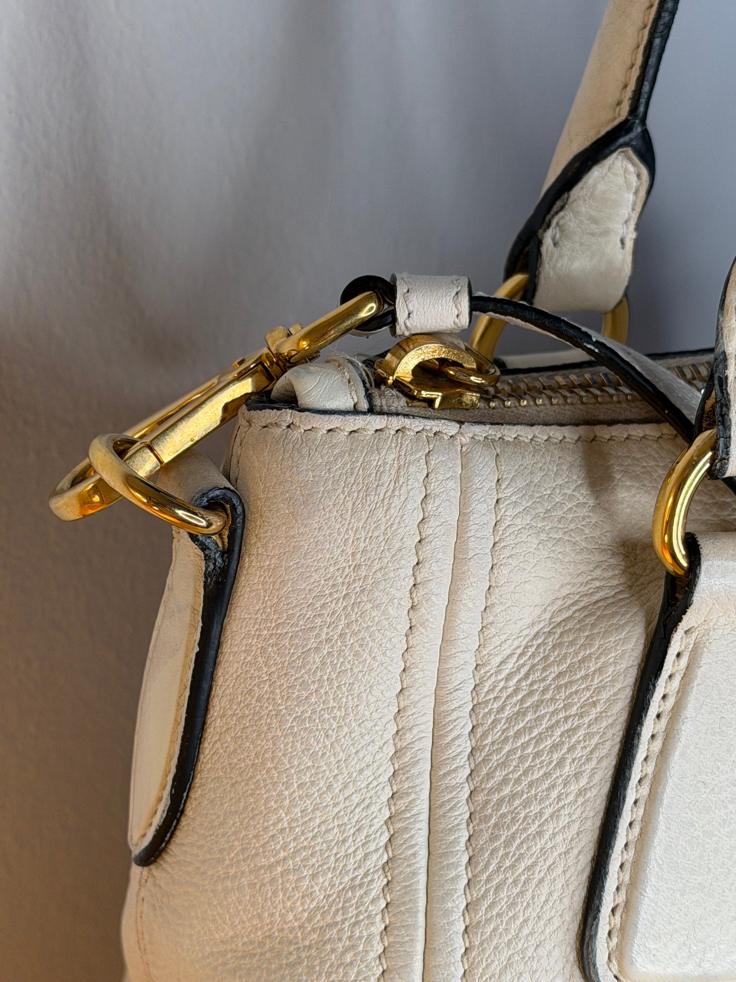 Prada Tote avorio
