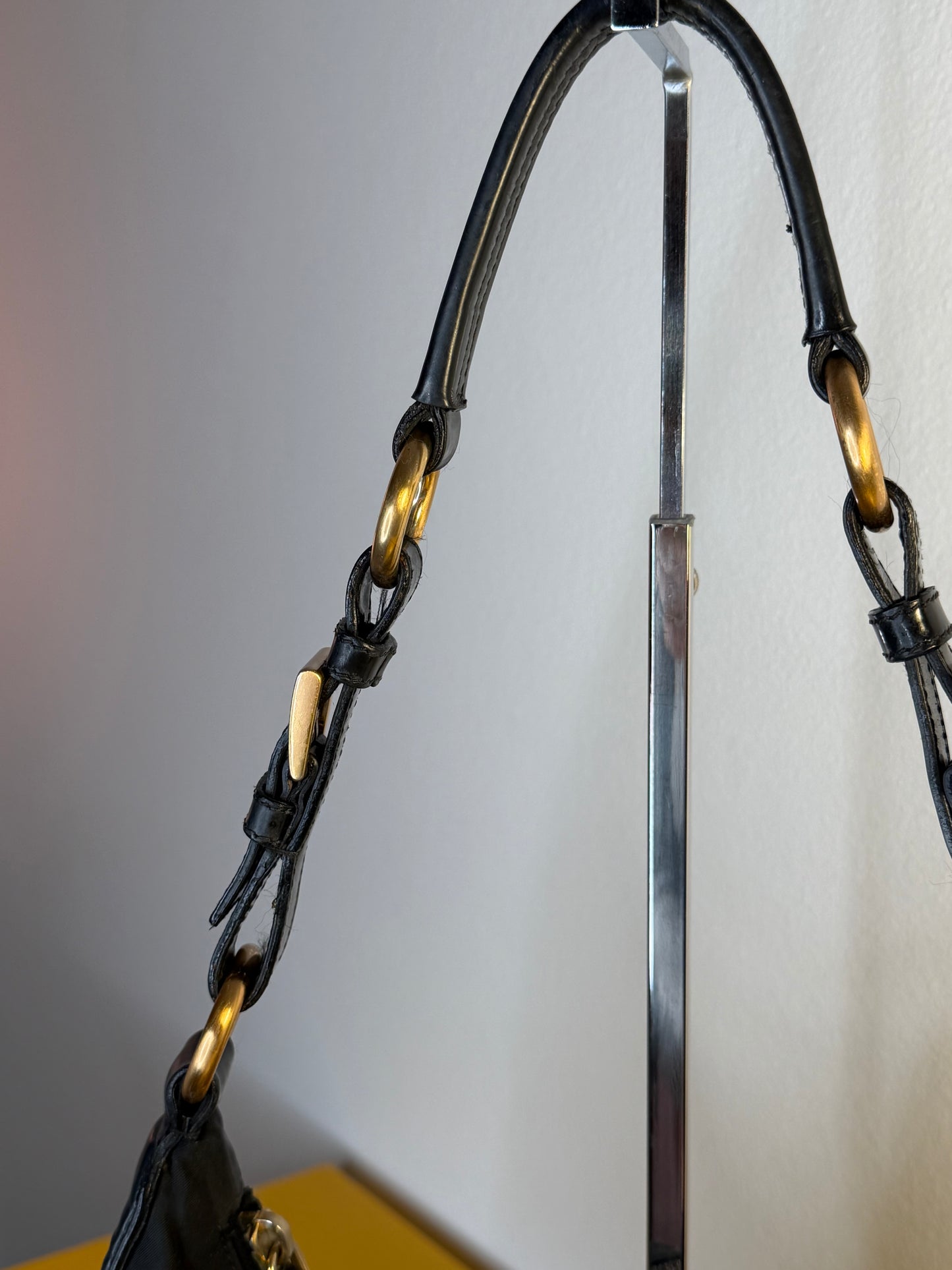 Prada Hobo Nera