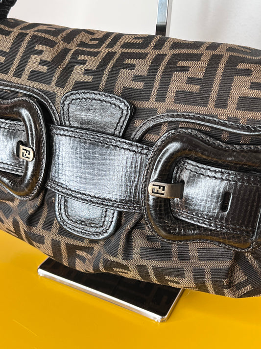 Fendi B buckle