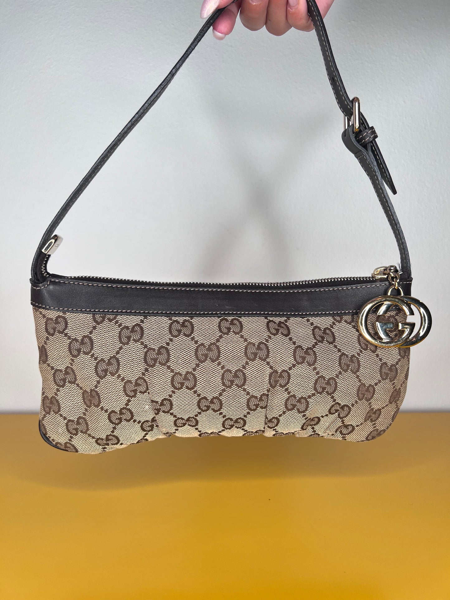 Gucci Pochette GG Charm