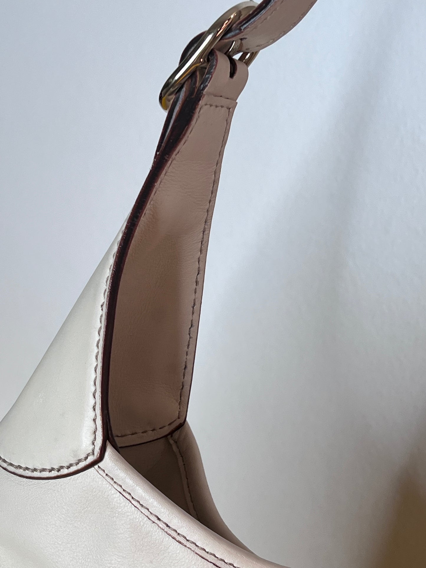 Gucci Bouvier avorio
