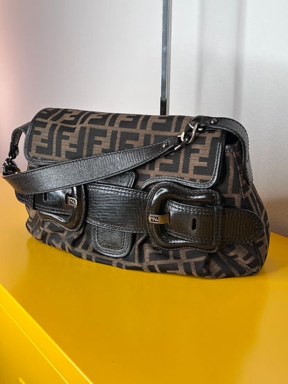 Fendi B buckle