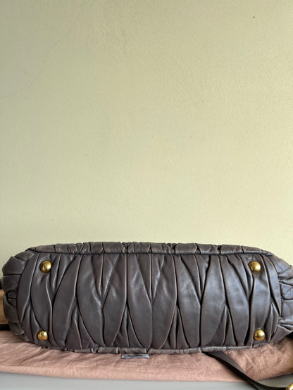 Miu Miu pattina matellassè