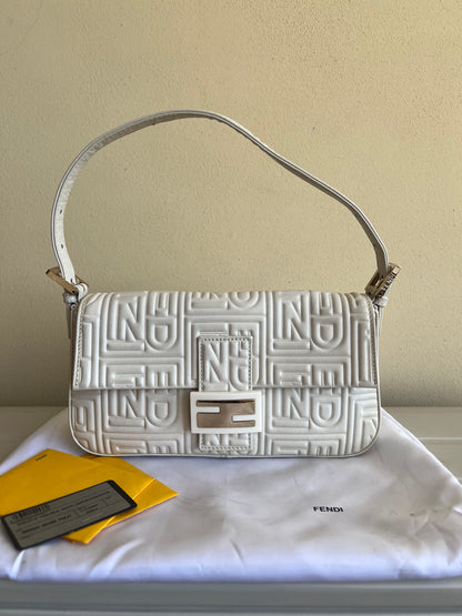 Fendi Baguette Nappa Bianca
