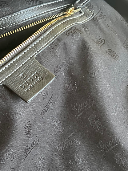Gucci tote hysteria