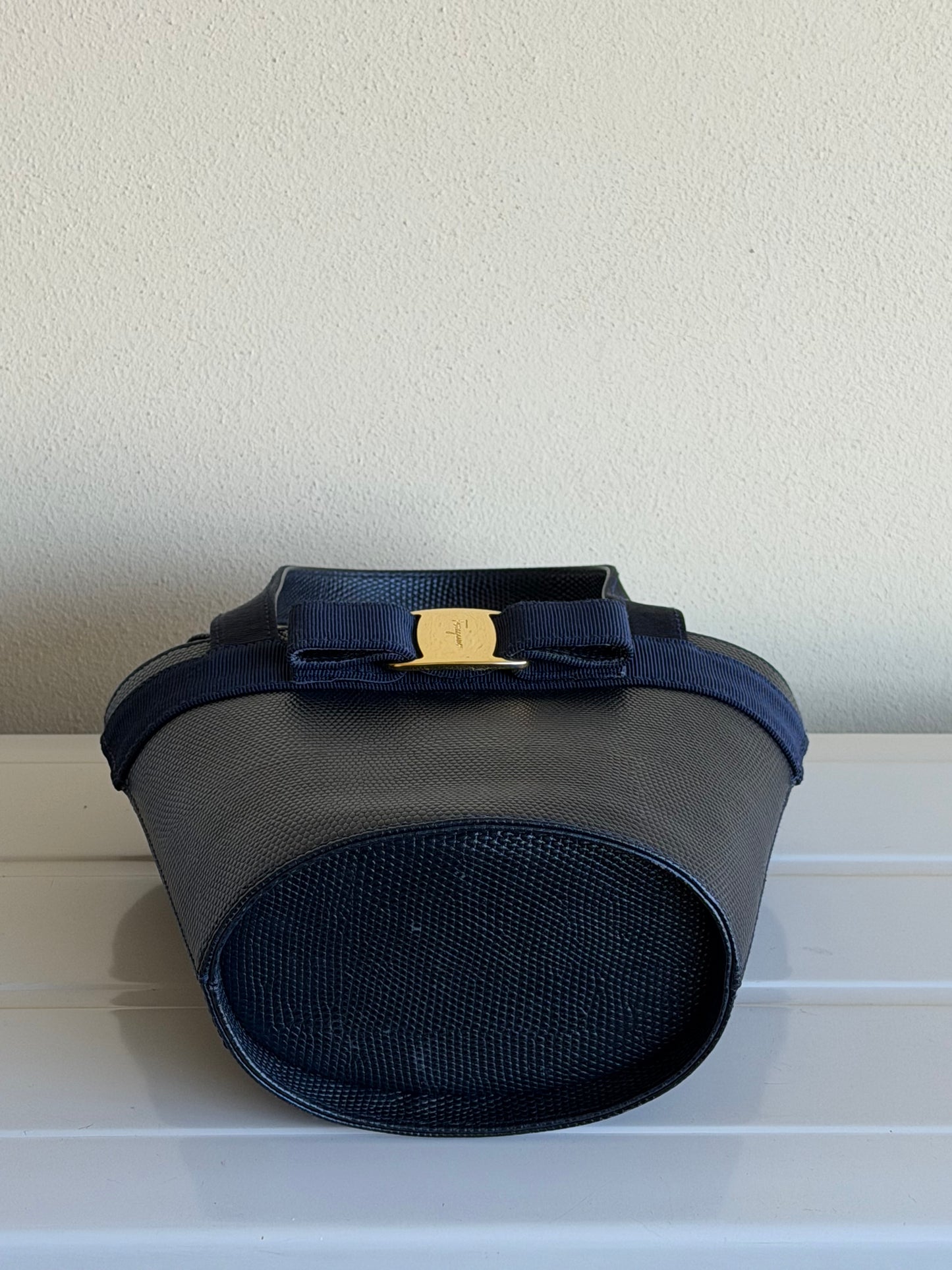 Salvatore Ferragamo Secchiello Bow blu