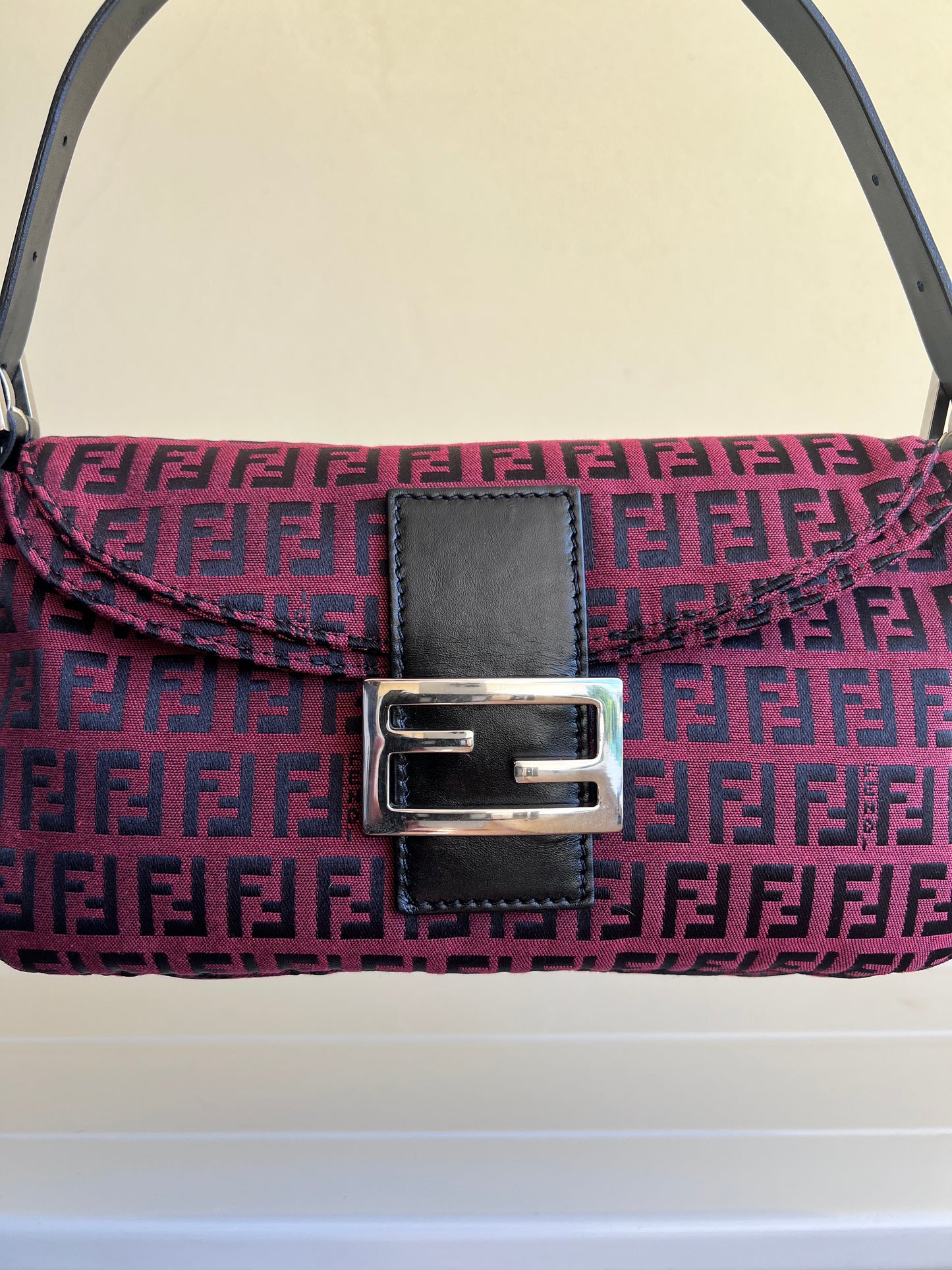 Fendi baguette Double Flap rossa/nera