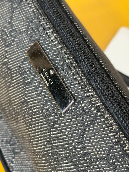 Gucci boat bag denim