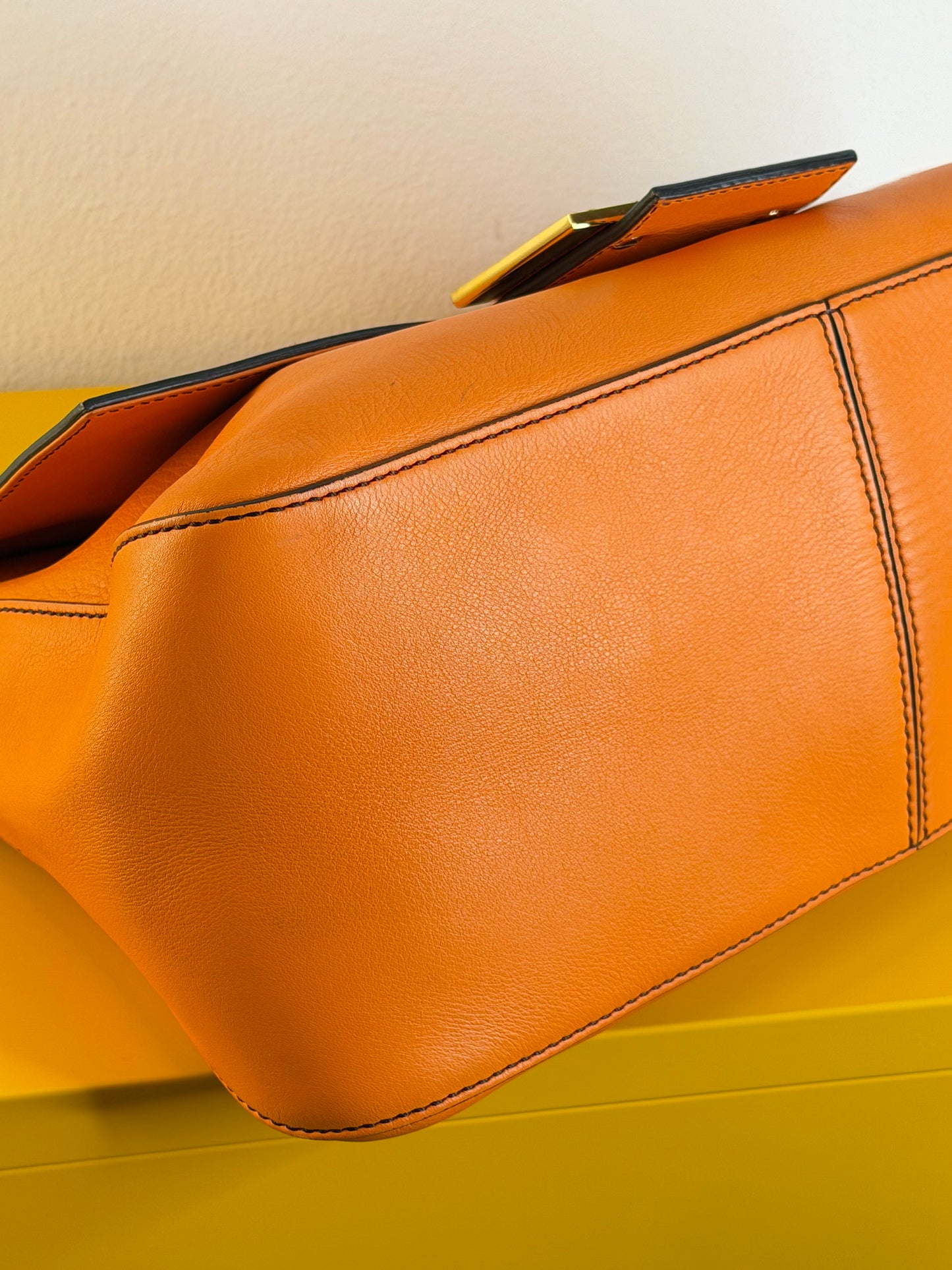 Fendi Mamma Baguette Arancione