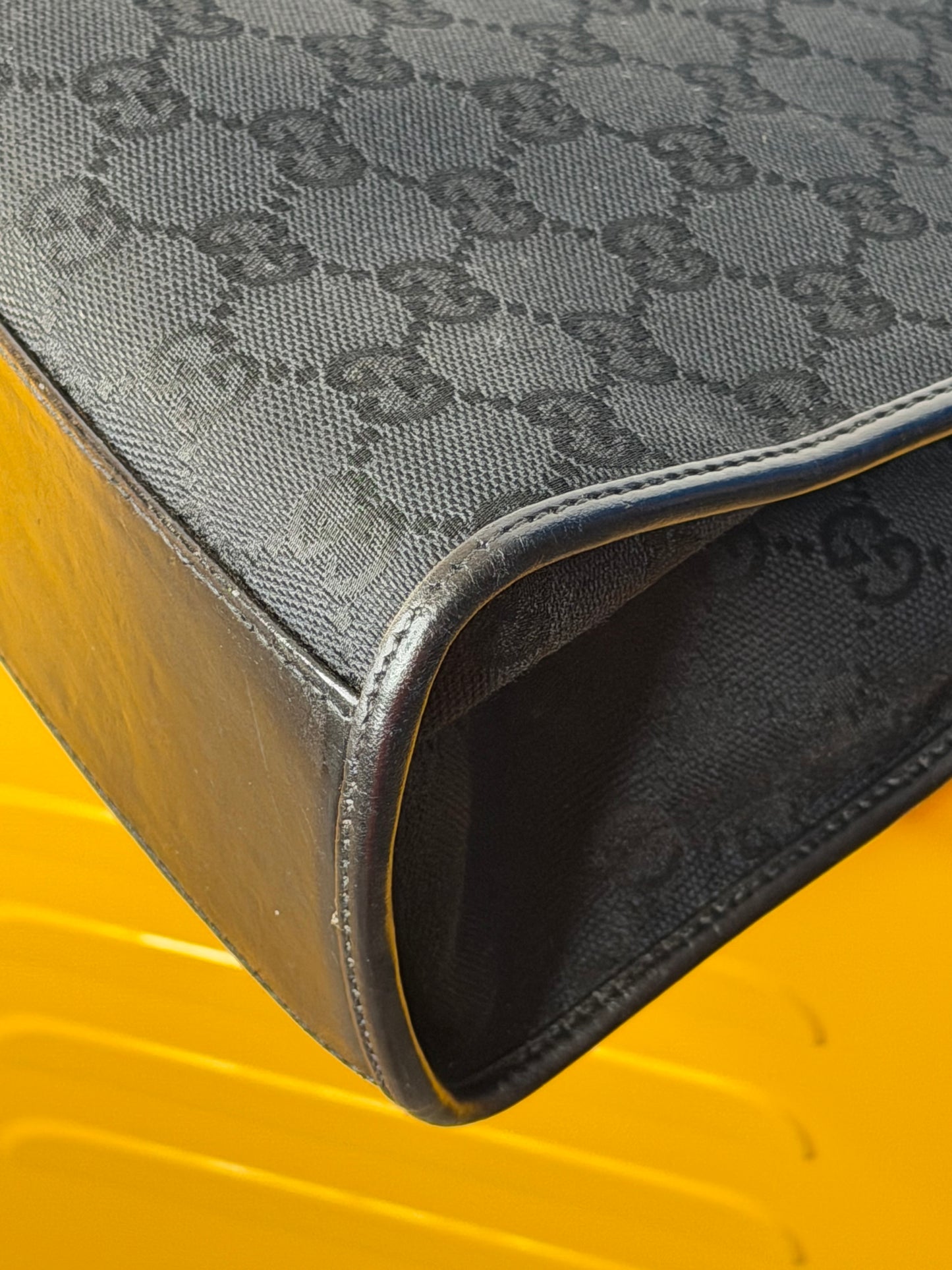Gucci Bardot nera