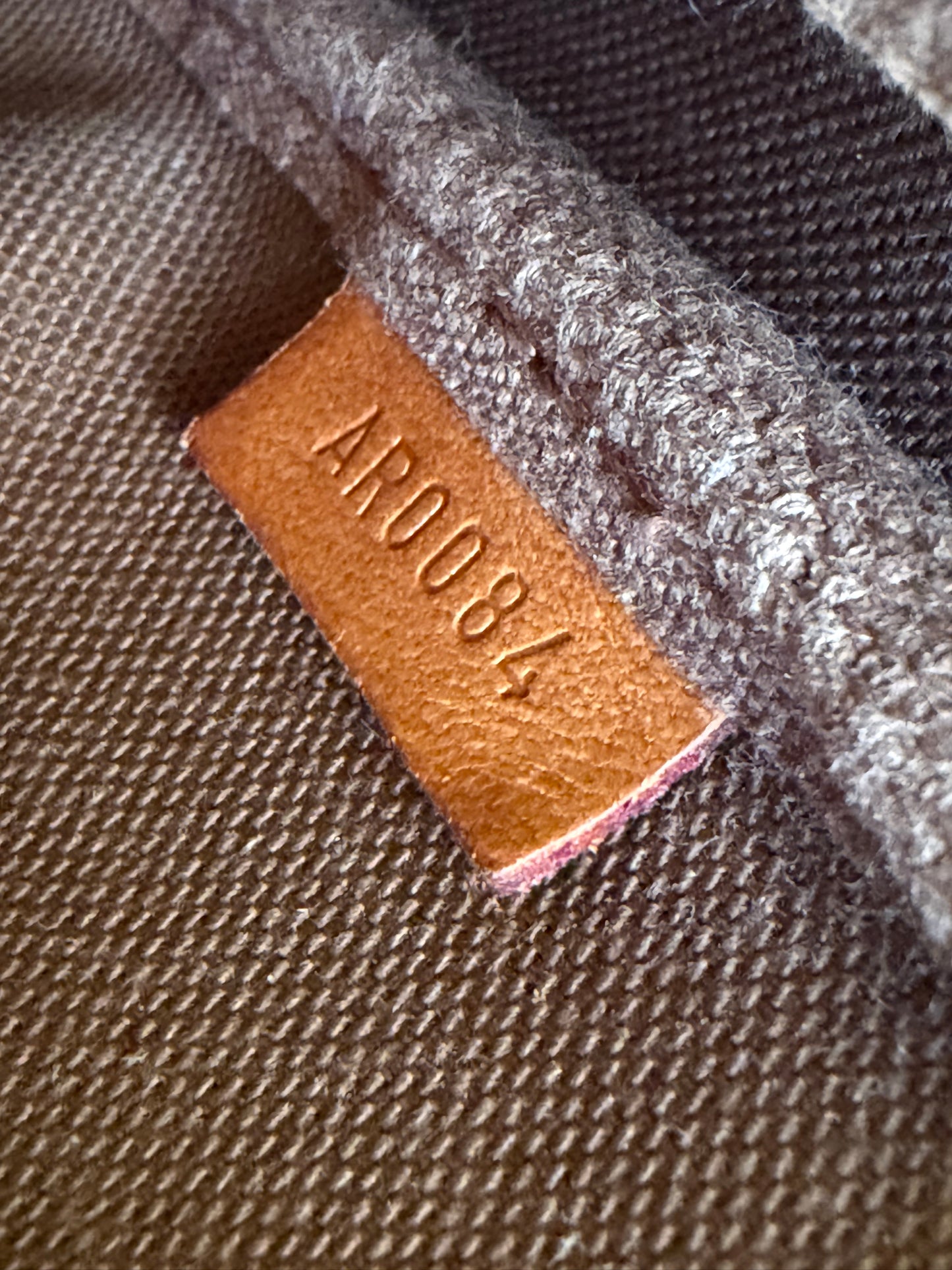 Louis Vuitton Pochette acessoire