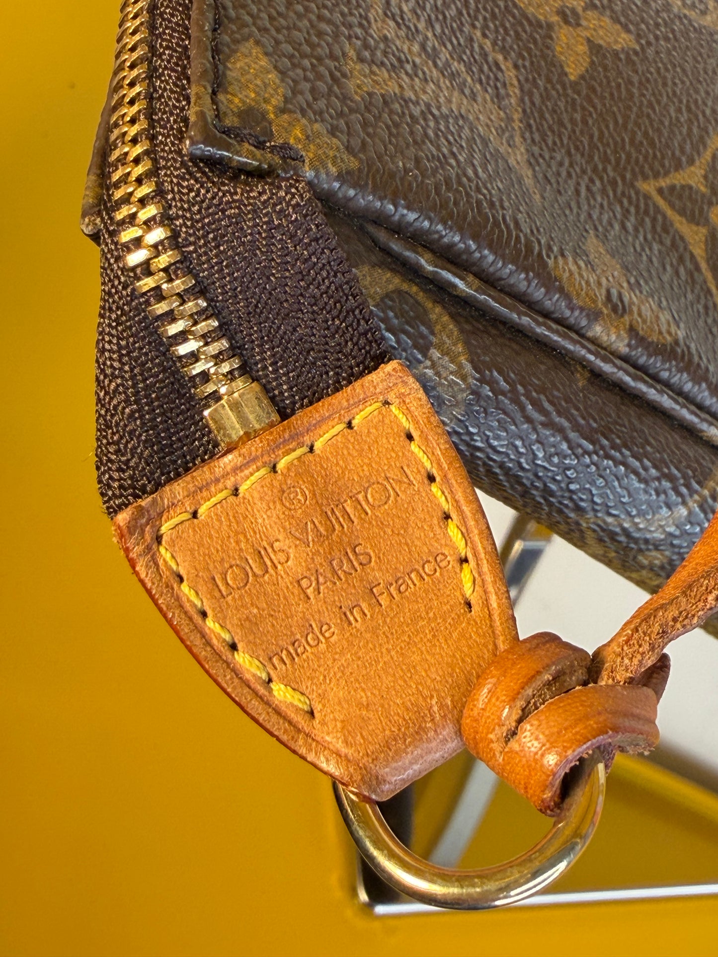 Louis Vuitton Pochette Accessoire