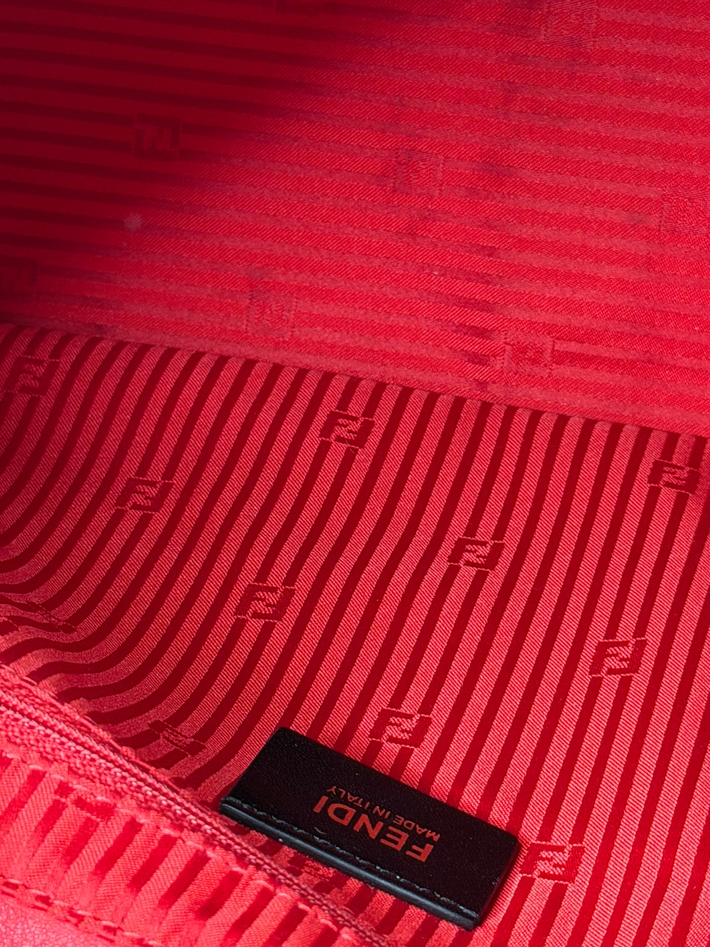 Fendi Mama Baguette rossa