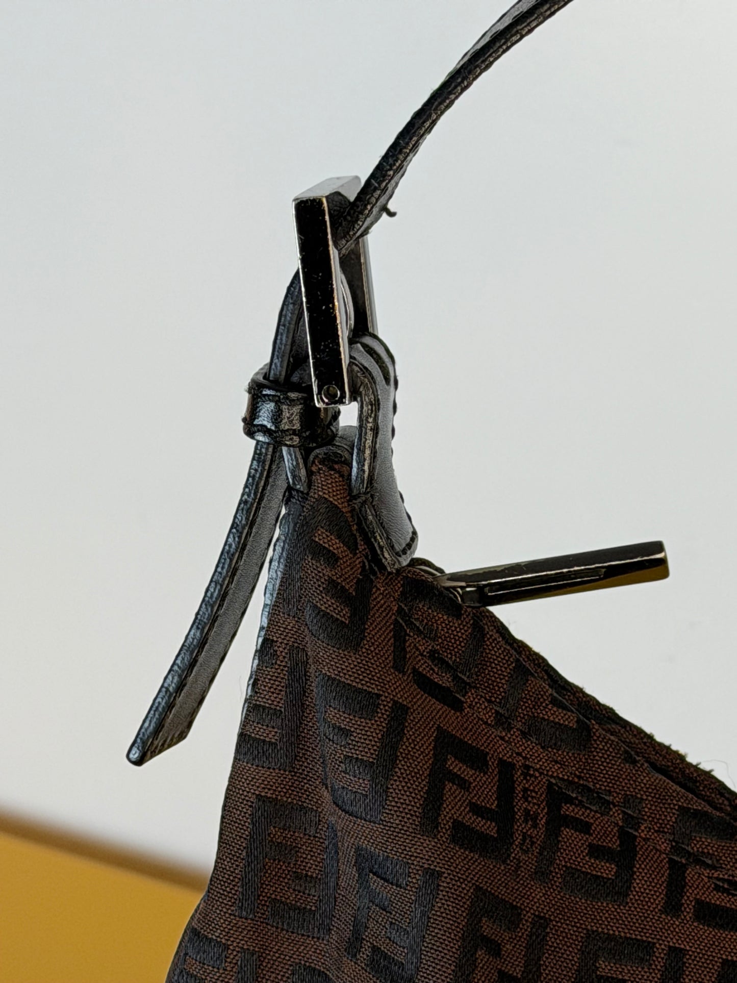 Hobo Fendi Zucchino