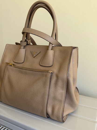 Prada tote in pelle
